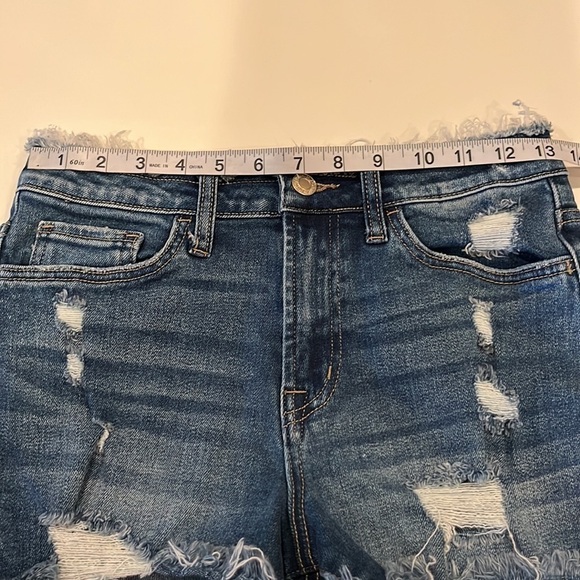 Vervet High Rise Shorts Size S - Picture 4 of 16